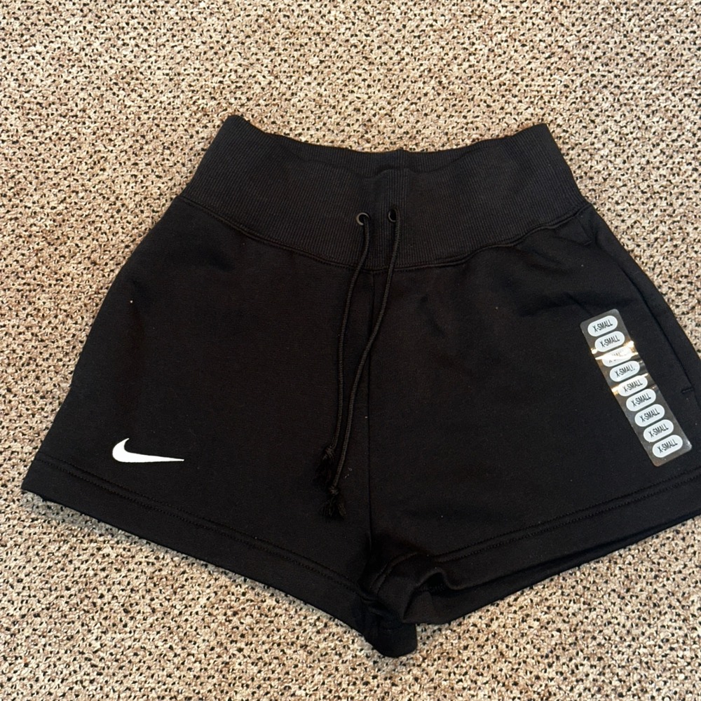 Nike Womens Phoenix Fleece High Waisted Shorts Black HF6898-010 XS NWT